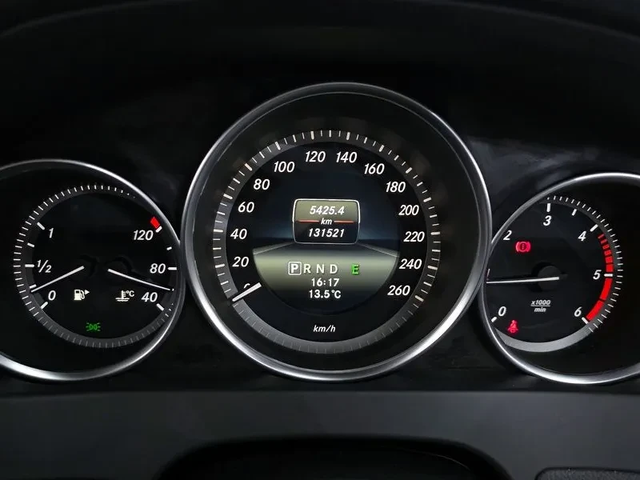 Mercedes-Benz C 220 CDI - автомобили, коли, обяви за нови и употребявани 7