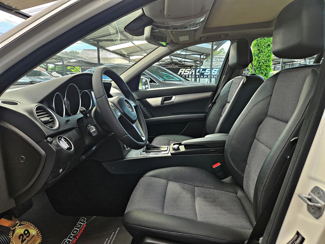 Mercedes-Benz C 220 AMG/AVANGARDE/FACE/GERMANY/PANORAMA/ADAPTIVE/LIZIN - автомобили, коли, обяви за нови и употребявани 14