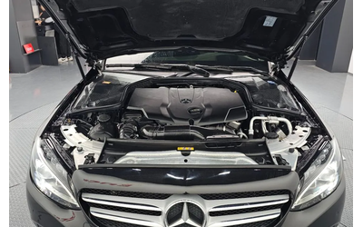 mercedes-benz-c-220-4matic-bez-zabelezhka - 5