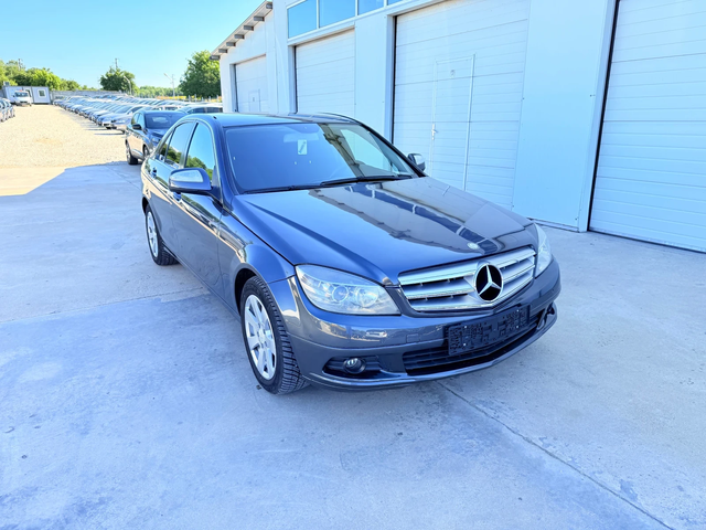 Mercedes-Benz C 220 2.2cdi 170k.c* Avtom* UNIKAT* - автомобили, коли, обяви за нови и употребявани 10