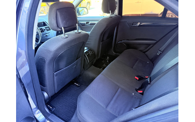 Mercedes-Benz C 220 2.2cdi 170k.c* Avtom* UNIKAT* - автомобили, коли, обяви за нови и употребявани 7