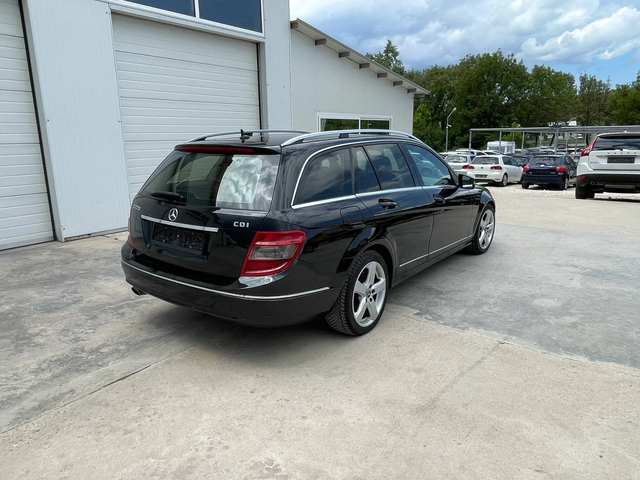 Mercedes-Benz C 220 2.2cdi * AMG* NAVI* UNIKAT* - автомобили, коли, обяви за нови и употребявани 12