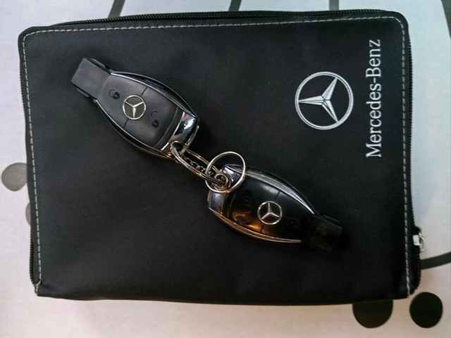 Mercedes-Benz C 220 2.2cdi * AMG* NAVI* UNIKAT* - автомобили, коли, обяви за нови и употребявани 15