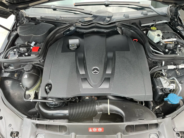 Mercedes-Benz C 220 2.2cdi * AMG* NAVI* UNIKAT* - автомобили, коли, обяви за нови и употребявани 16