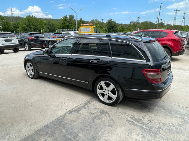 Mercedes-Benz C 220 2.2cdi * AMG* NAVI* UNIKAT* - автомобили, коли, обяви за нови и употребявани 3