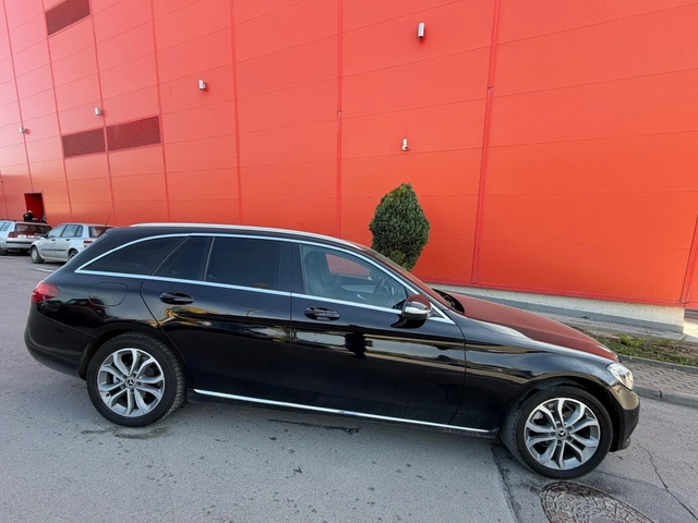 Mercedes-Benz C 220 AMG* LED* 7G* Кожа - автомобили, коли, обяви за нови и употребявани 3