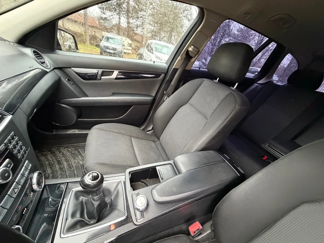 Mercedes-Benz C 220 2.2CDI* FACELIFT* NAVI* - автомобили, коли, обяви за нови и употребявани 11