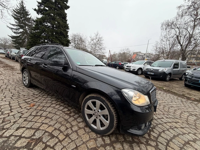 Mercedes-Benz C 220 2.2CDI* FACELIFT* NAVI* - автомобили, коли, обяви за нови и употребявани 3