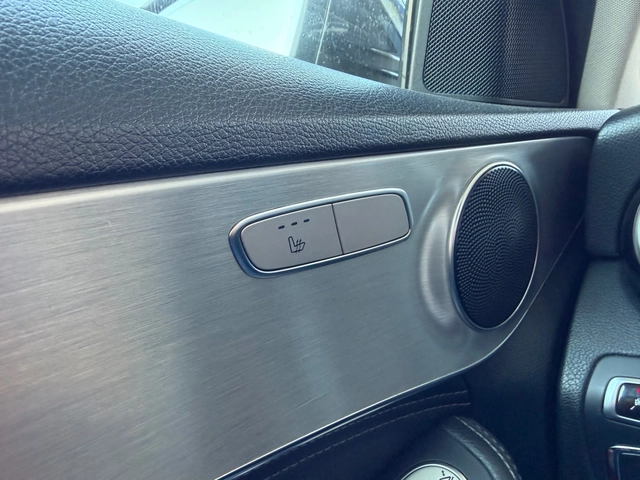 Mercedes-Benz C 220 AMG* БЯЛ* LED* 9G - автомобили, коли, обяви за нови и употребявани 10