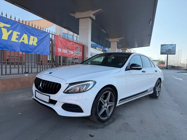 Mercedes-Benz C 220 AMG* БЯЛ* LED* 9G - автомобили, коли, обяви за нови и употребявани 1
