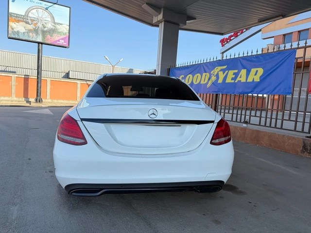 Mercedes-Benz C 220 AMG* БЯЛ* LED* 9G - автомобили, коли, обяви за нови и употребявани 5