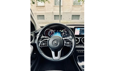 Mercedes-Benz C 220 d / AMG Line / Multibeam LED / Digital - автомобили, коли, обяви за нови и употребявани 7