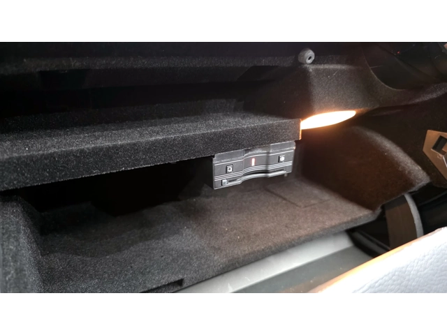 Mercedes-Benz C 220 FACE* AMG PK* NIGHT PK* KEYLESS* КРАЙНА ЦЕНА - автомобили, коли, обяви за нови и употребявани 13