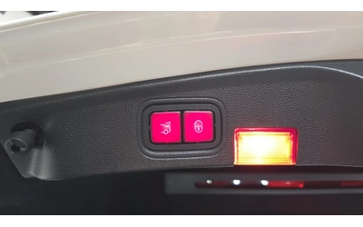 Mercedes-Benz C 220 FACE* AMG PK* NIGHT PK* KEYLESS* КРАЙНА ЦЕНА - автомобили, коли, обяви за нови и употребявани 15