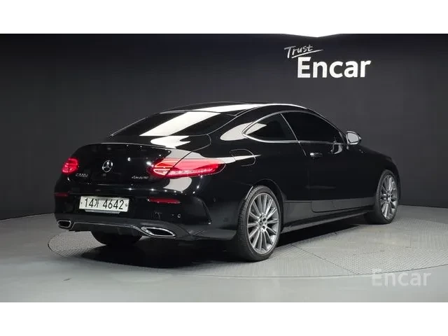 Mercedes-Benz C 220 d 4MATIC | AIRMATIC | AMG ПАКЕТ | DISTRONIC | 360 - автомобили, коли, обяви за нови и употребявани 2