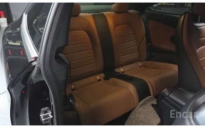 Mercedes-Benz C 220 d 4MATIC | AIRMATIC | AMG ПАКЕТ | DISTRONIC | 360 - автомобили, коли, обяви за нови и употребявани 7