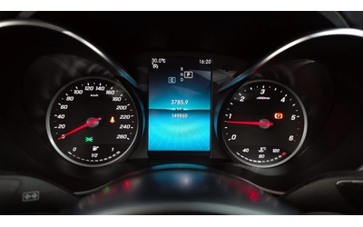 Mercedes-Benz C 220 2.0 4MATIC - автомобили, коли, обяви за нови и употребявани 6