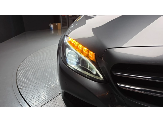Mercedes-Benz C 220 Avantgarde | Ел. салон | Keyless - автомобили, коли, обяви за нови и употребявани 2