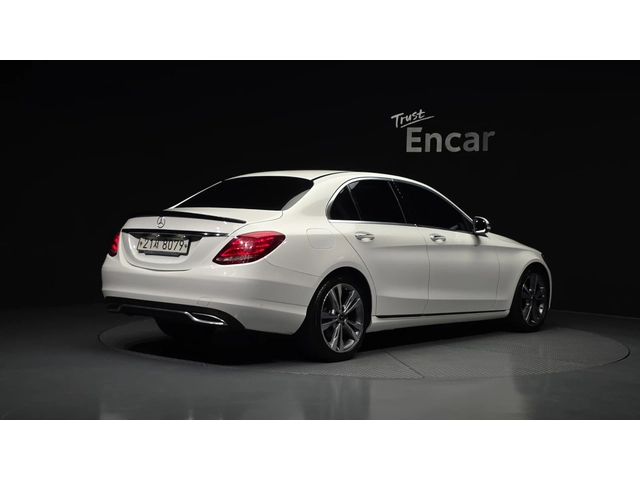 Mercedes-Benz C 220 Avantgarde - автомобили, коли, обяви за нови и употребявани 1