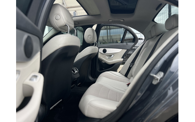 Mercedes-Benz C 220 AMG LINE / ПАНОРАМЕН ТАВАН / KEYLESS GO - автомобили, коли, обяви за нови и употребявани 8
