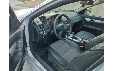 mercedes-benz-c-220-cdi - 5