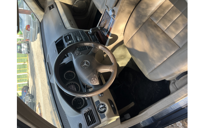 mercedes-benz-c-220-w204-sedan - 2