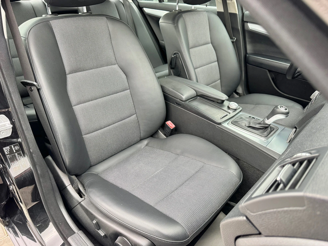 Mercedes-Benz C 230 i Avantgarde - автомобили, коли, обяви за нови и употребявани 10