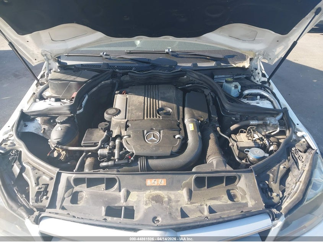 Mercedes-Benz C 250 1.8L I-4 DI, DOHC, VVT, TURBO, 201HP Rear Wheel Drive - автомобили, коли, обяви за нови и употребявани 9
