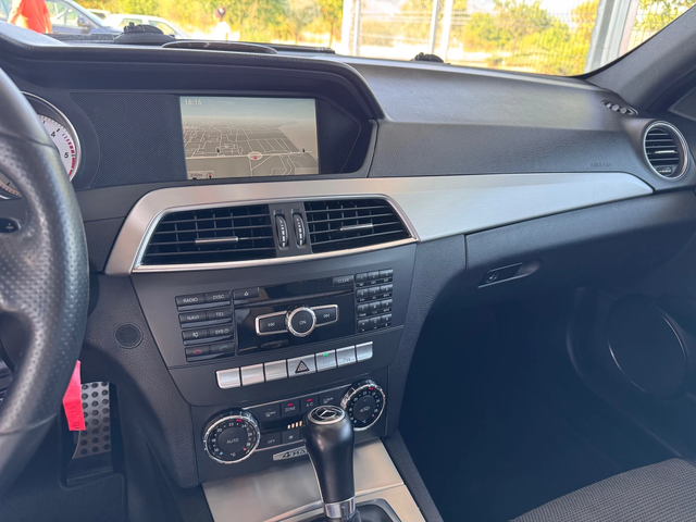 Mercedes-Benz C 250 CDI 4MATIC AMG 204кс * ПАНОРАМА* ТОП* - автомобили, коли, обяви за нови и употребявани 9