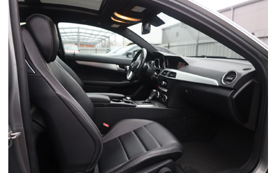 Mercedes-Benz C C - автомобили, коли, обяви за нови и употребявани 7