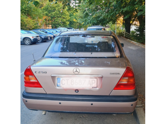 Mercedes-Benz C 250 Седан - автомобили, коли, обяви за нови и употребявани 11