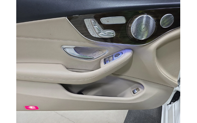 Mercedes-Benz C 300 AMG* 9G* BURMASTER* PANO* KEYLESS GO* AMBIENT* FAC - автомобили, коли, обяви за нови и употребявани 12