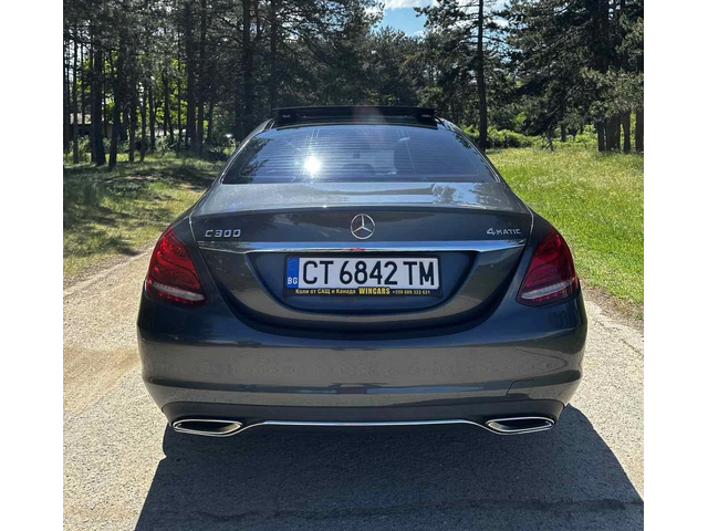 Mercedes-Benz C 300 4MATIC* Burmester* Keyless* Камера* Панорама* Подг - автомобили, коли, обяви за нови и употребявани 3