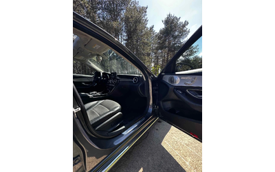 Mercedes-Benz C 300 4MATIC* Burmester* Keyless* Камера* Панорама* Подг - автомобили, коли, обяви за нови и употребявани 8