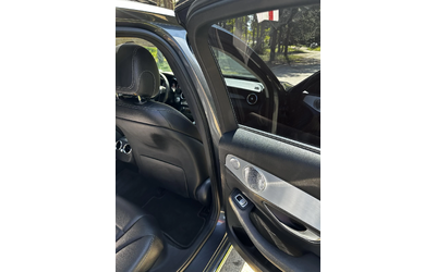 Mercedes-Benz C 300 4MATIC* Burmester* Keyless* Камера* Панорама* Подг - автомобили, коли, обяви за нови и употребявани 9