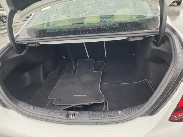 Mercedes-Benz C 300 FACELIFT* KEYLESS GO* М.ТОЧКА* ПОДГРЕВ* KAMERA - автомобили, коли, обяви за нови и употребявани 15