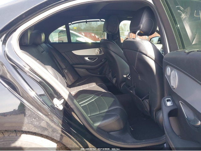 Mercedes-Benz C 300 2.0L I-4 DI, DOHC, VVT, TURBO, 241HP All Wheel Drive - автомобили, коли, обяви за нови и употребявани 7