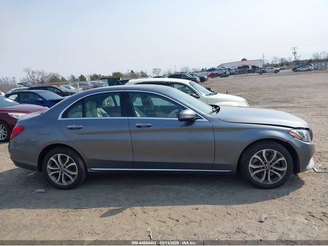 Mercedes-Benz C 300 2.0L I-4 DI, DOHC, VVT, TURBO, 241HP All Wheel Drive - автомобили, коли, обяви за нови и употребявани 12