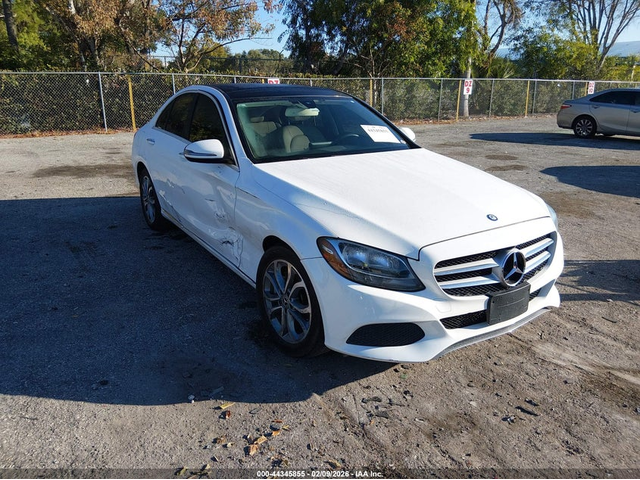 Mercedes-Benz C 300 2.0L I-4 DI, DOHC, VVT, TURBO, 241HP All Wheel Drive - автомобили, коли, обяви за нови и употребявани 0