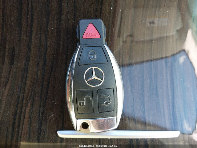 Mercedes-Benz C 300 2.0L I-4 DI, DOHC, VVT, TURBO, 241HP All Wheel Drive - автомобили, коли, обяви за нови и употребявани 10