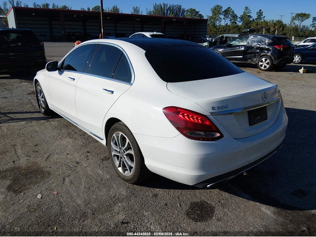Mercedes-Benz C 300 2.0L I-4 DI, DOHC, VVT, TURBO, 241HP All Wheel Drive - автомобили, коли, обяви за нови и употребявани 2