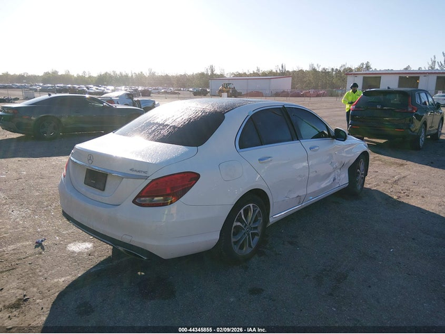 Mercedes-Benz C 300 2.0L I-4 DI, DOHC, VVT, TURBO, 241HP All Wheel Drive - автомобили, коли, обяви за нови и употребявани 3