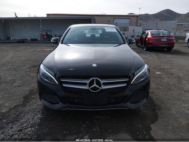 Mercedes-Benz C 300 2.0L I-4 DI, DOHC, VVT, TURBO, 241HP All Wheel Drive - автомобили, коли, обяви за нови и употребявани 11