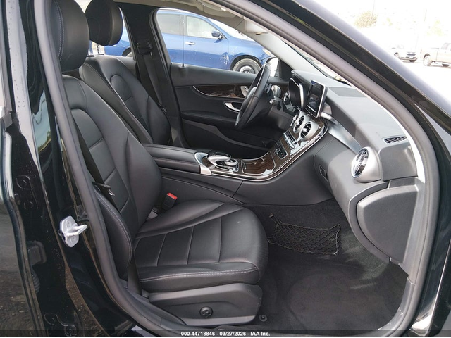 Mercedes-Benz C 300 2.0L I-4 DI, DOHC, VVT, TURBO, 241HP All Wheel Drive - автомобили, коли, обяви за нови и употребявани 4