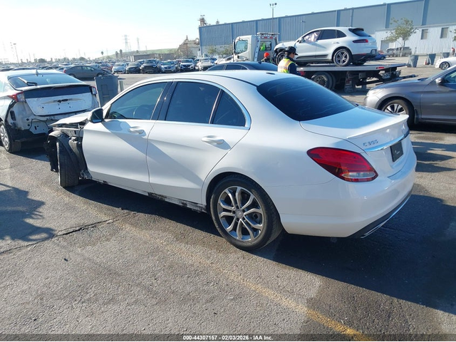 Mercedes-Benz C 300 2.0L I-4 DI, DOHC, VVT, TURBO, 241HP Rear Wheel Drive - автомобили, коли, обяви за нови и употребявани 2