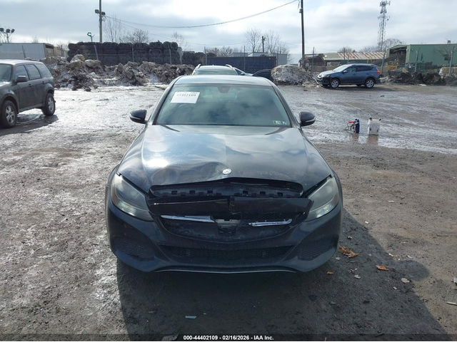 Mercedes-Benz C 300 2.0L I-4 DI, DOHC, VVT, TURBO, 241HP Rear Wheel Drive - автомобили, коли, обяви за нови и употребявани 11