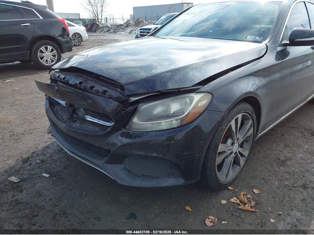 Mercedes-Benz C 300 2.0L I-4 DI, DOHC, VVT, TURBO, 241HP Rear Wheel Drive - автомобили, коли, обяви за нови и употребявани 5