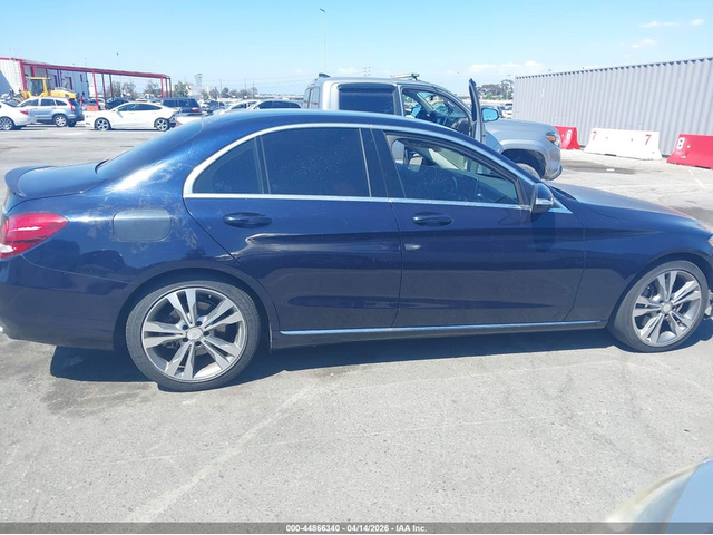 Mercedes-Benz C 300 2.0L I-4 DI, DOHC, VVT, TURBO, 241HP Rear Wheel Drive - автомобили, коли, обяви за нови и употребявани 12