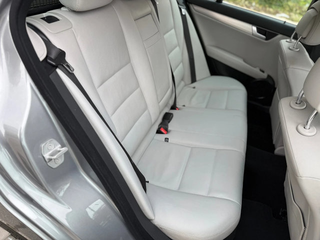 Mercedes-Benz C 300 CDi 4 MATIC - автомобили, коли, обяви за нови и употребявани 10