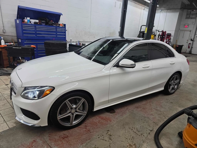 Mercedes-Benz C 300 * CARFAX * ЦЕНА ДО БГ - автомобили, коли, обяви за нови и употребявани 1